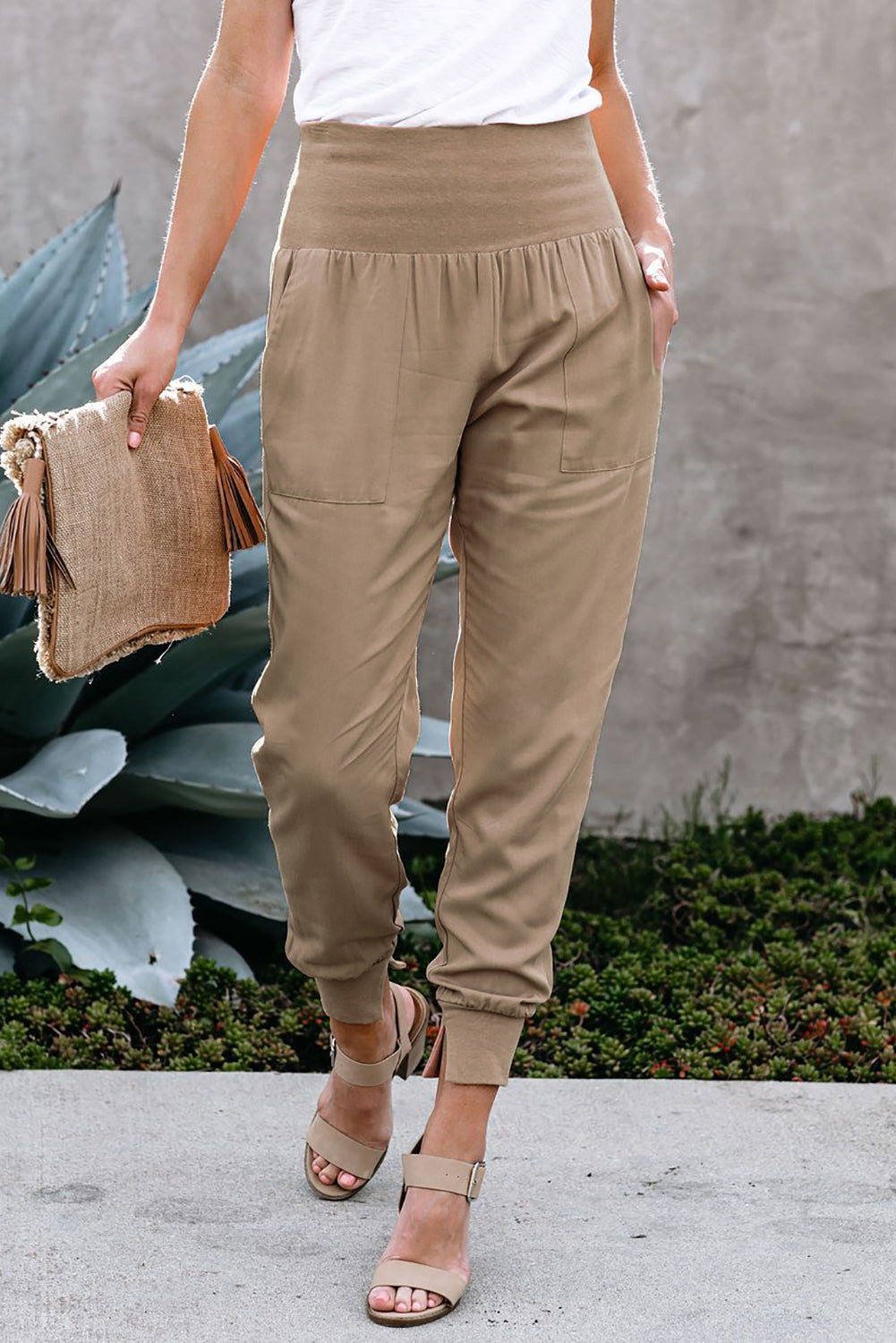 Khaki Pocketed Casual Joggers